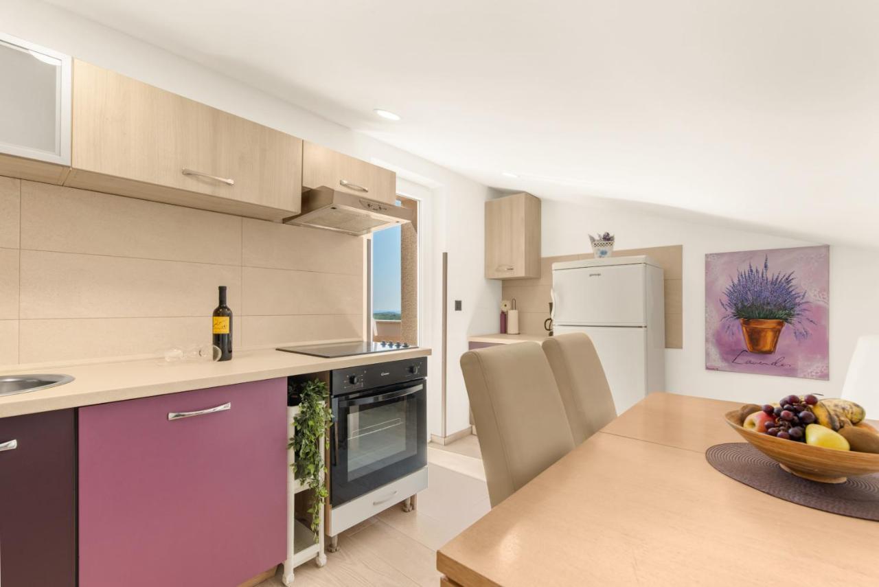 Apartman Dobrec Porec Exterior photo